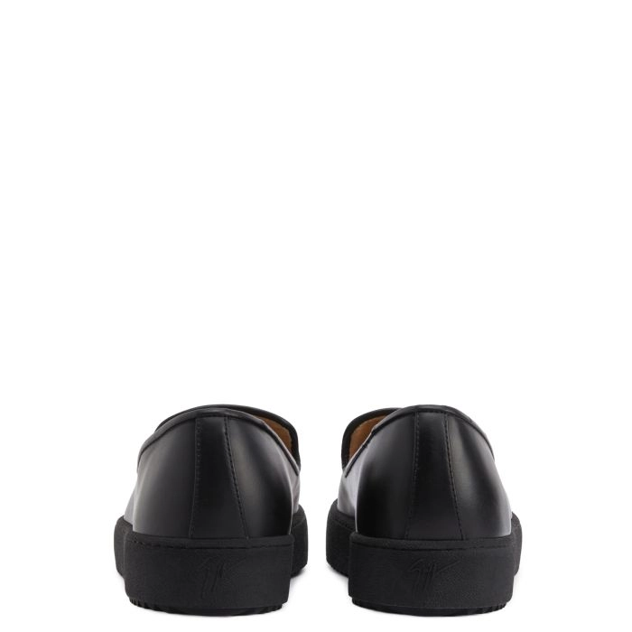 GZ-KOBE: Low-top sneakers Black | Giuseppe Zanotti