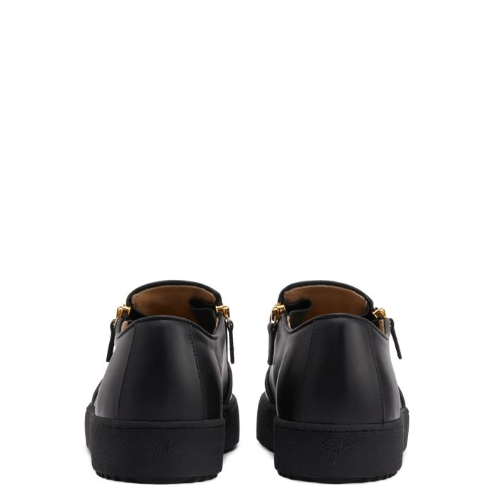 GZ-KOBE: Low-top sneakers Black | Giuseppe Zanotti
